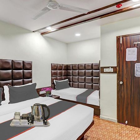Collection O Laxmi Kuber Otel Utrān Dış mekan fotoğraf
